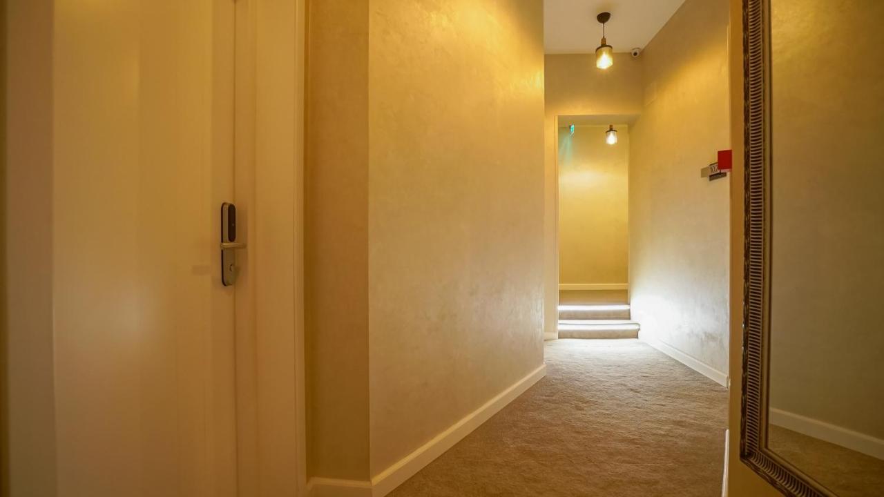 Zoom Rooms Brasov Ngoại thất bức ảnh